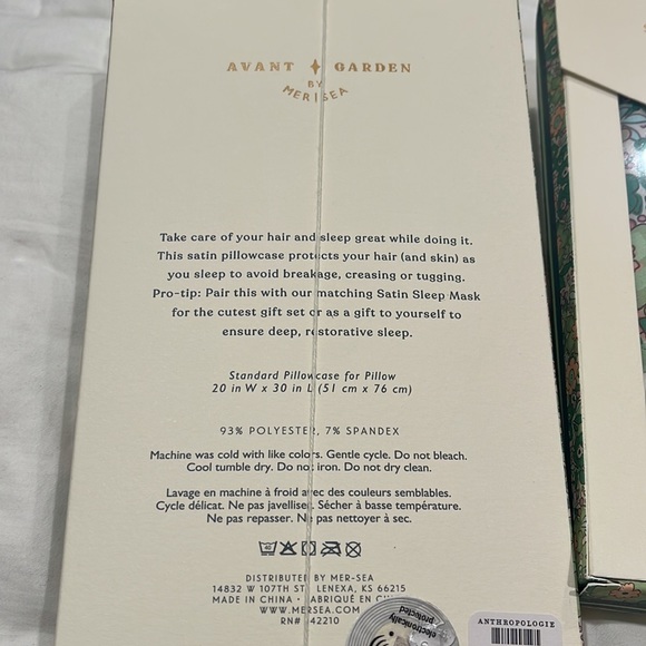 Mer-Sea & Co. Avant Garden Pillowcase (brand new) - Picture 4 of 4